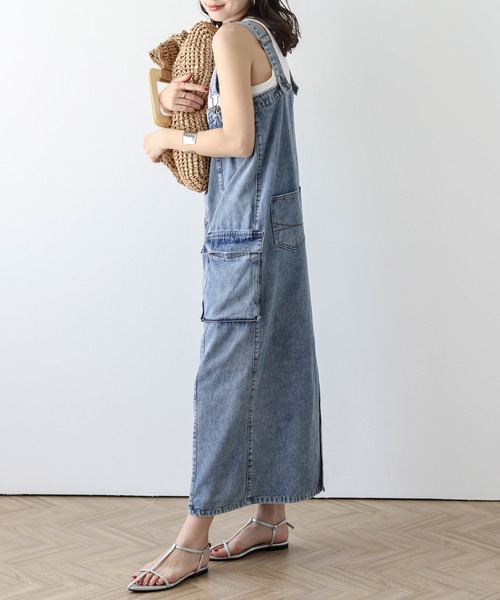 AMELY(エミリー)の「カーゴサスペンダーデニムスカート(スカート・レディース・ブラック/ブルー・フリー)」の7枚目の写真