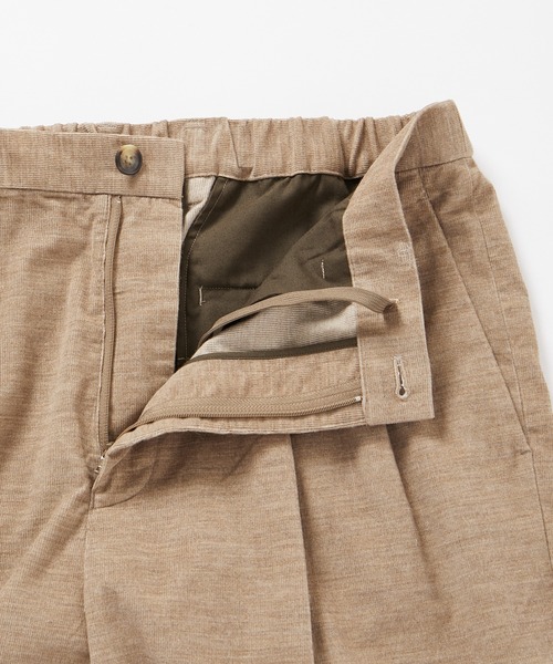 ADAM ET ROPE'(アダムエロペ)の「シャツコール ワイドイージー スラックス / セットアップ対応 / ユニセックス(スラックス・メンズ・ホワイト系その他7/ベージュ系その他2/ブルー系その他2・M/L)」の6枚目の写真