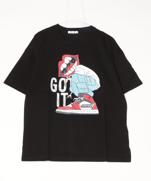 RE730(アールイーセブンサーティー)の「RE730 スニカーをはいたなみおくん(Tシャツ/カットソー・メンズ・ブラック/オフホワイト・X-LARGE/LARGE/MEDIUM)」の4枚目の写真