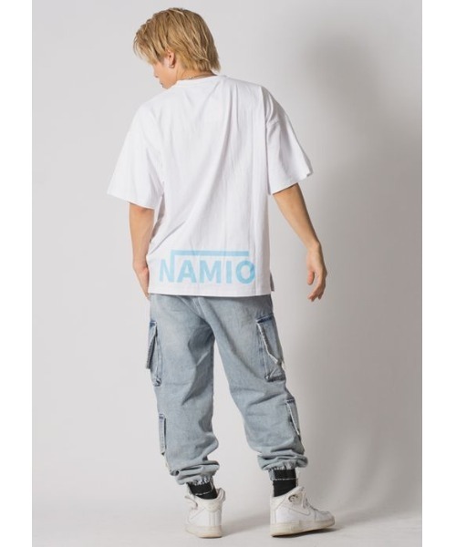 RE730(アールイーセブンサーティー)の「RE730 スニカーをはいたなみおくん(Tシャツ/カットソー・メンズ・ブラック/オフホワイト・X-LARGE/LARGE/MEDIUM)」の16枚目の写真