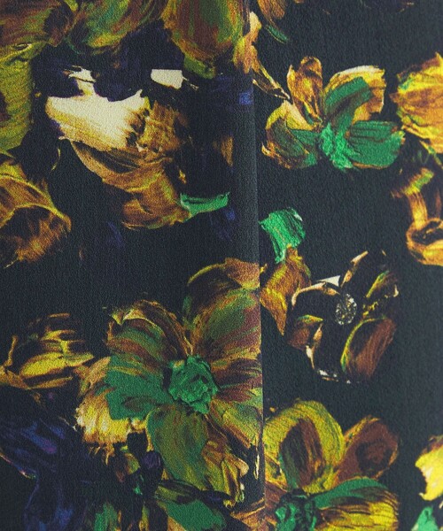 green label relaxing（グリーンレーベルリラクシング）の「フラワー プリント パンツ（その他パンツ・レディース・その他1・FREE）」の4枚目の写真