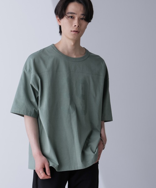 NANO universe(ナノユニバース)の「シャドープリントフットボールTシャツ 半袖(Tシャツ/カットソー・メンズ・ブラック/グリーン・L/M)」の4枚目の写真