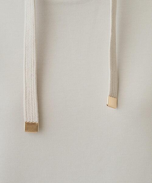 DRESKIP(ドレスキップ)の「◆【高レビュー】なめらかタッチ もちさら抜け襟トップス(スウェット・レディース・ブラック/ライトブルー/ライトグレー/ピンク系/ベージュ・02/03/04)」の9枚目の写真