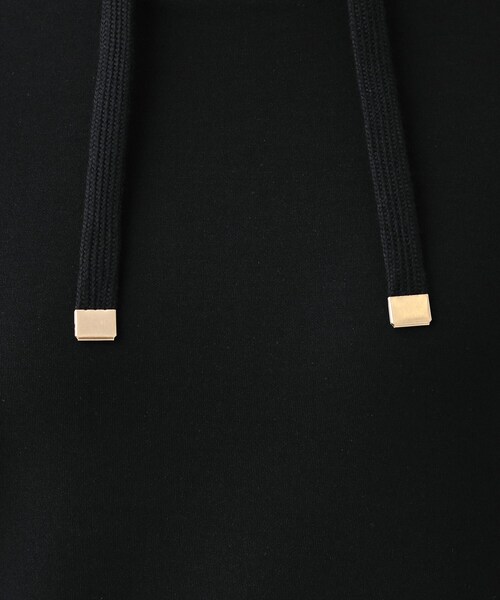 DRESKIP(ドレスキップ)の「◆【高レビュー】なめらかタッチ もちさら抜け襟トップス(スウェット・レディース・ブラック/ライトブルー/ライトグレー/ピンク系/ベージュ・02/03/04)」の13枚目の写真