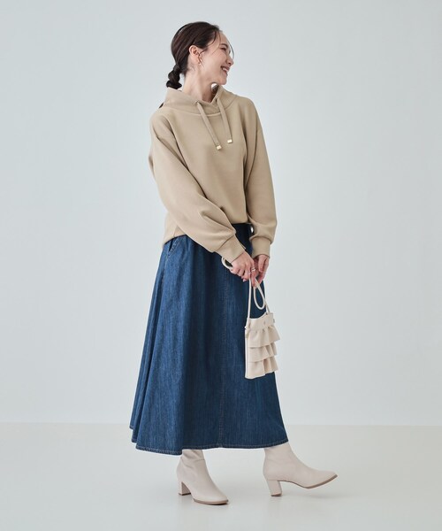 DRESKIP(ドレスキップ)の「◆【高レビュー】なめらかタッチ もちさら抜け襟トップス(スウェット・レディース・ブラック/ライトブルー/ライトグレー/ピンク系/ベージュ・02/03/04)」の16枚目の写真