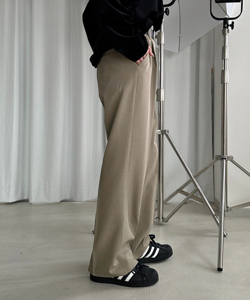apres jour mignon（アプレジュールミニョン）の「シュエットフレアパンツ【ZOZOTOWN限定アイテム】（その他パンツ・レディース・チャコールグレー/ブラック/ボルドー/マスタード/ブラウン系その他/グレイッシュベージュ・SMALL/MEDIUM/LARGE/X-LARGE）」の10枚目の写真