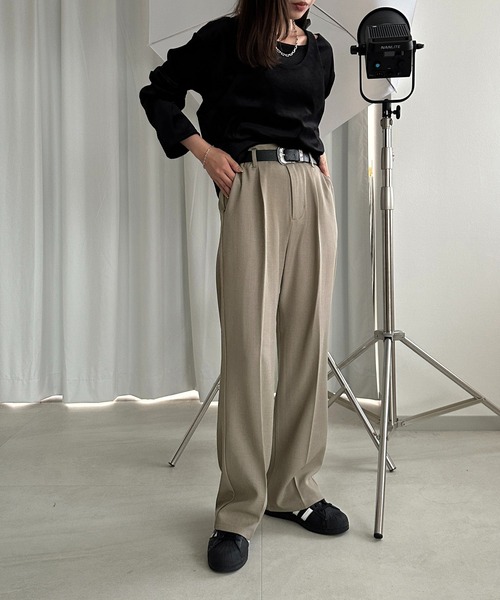 apres jour mignon（アプレジュールミニョン）の「シュエットフレアパンツ【ZOZOTOWN限定アイテム】（その他パンツ・レディース・チャコールグレー/ブラック/ボルドー/マスタード/ブラウン系その他/グレイッシュベージュ・SMALL/MEDIUM/LARGE/X-LARGE）」の12枚目の写真