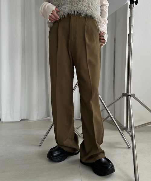 apres jour mignon（アプレジュールミニョン）の「シュエットフレアパンツ【ZOZOTOWN限定アイテム】（その他パンツ・レディース・チャコールグレー/ブラック/ボルドー/マスタード/ブラウン系その他/グレイッシュベージュ・SMALL/MEDIUM/LARGE/X-LARGE）」の15枚目の写真