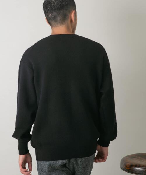 URBAN RESEARCH ROSSO MEN（アーバンリサーチロッソメン）の「『一部WEB限定カラー』綿カシミヤワイドフィットクルーネックニット（ニット/セーター・メンズ・グリーン/アイボリー/ブラック/ブルー/グレー・LARGE/MEDIUM）」の9枚目の写真