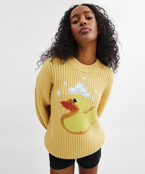 COACH(コーチ)の「クルーネック ダック セーター・リサイクル ウール(ニット/セーター・レディース・イエロー系その他・X-SMALL/SMALL/MEDIUM)」の2枚目の写真