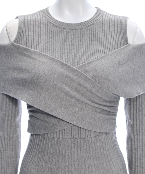 clear（クリア）の「オープンショルダーフレアロングニットワンピース [二の腕カバー 1枚で着れる 骨格ウェーブ]≪再入荷≫（ワンピース・レディース・ブラック/グレー・F）」の9枚目の写真