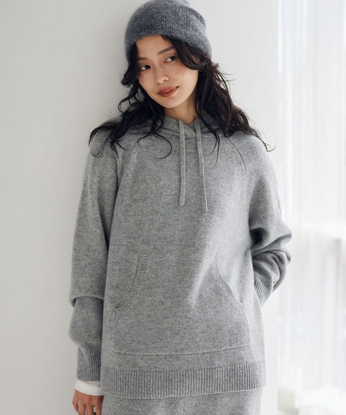 BARNYARDSTORM（バンヤードストーム）の「BARNYARDSTORM / 深スリットニットパーカー（ニット/セーター・レディース・ホワイト/グレー・FREE）」の4枚目の写真