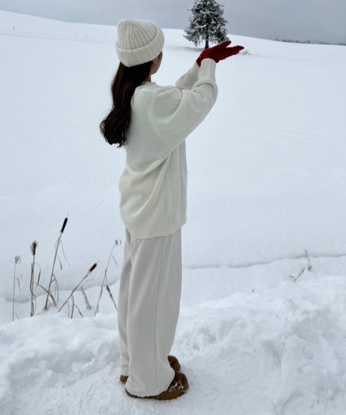 INTER FACTORY（インターファクトリー）の「ぐちまゆCP - ハートレタリングニットプルオーバー made in INTERFACTORY（ニット/セーター・レディース・ブラック/アイボリー・FREE）」の9枚目の写真