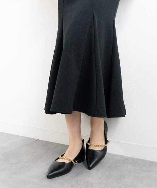 Fabby fabby（ファビィーファビィー）の「ポインテッドストラップチェーンパンプス（パンプス・レディース・ベージュ/ブラウン/ブラック/シルバー・SMALL/LARGE/MEDIUM）」の13枚目の写真