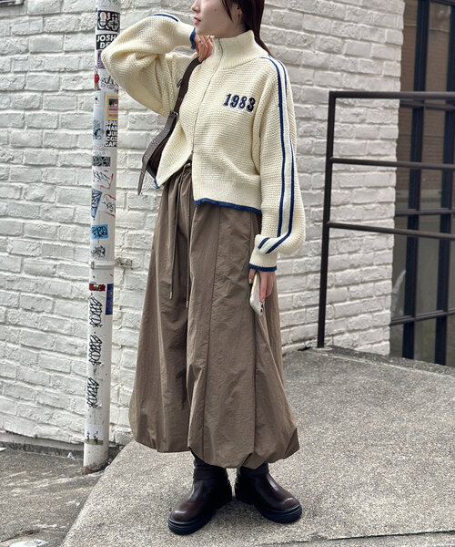 w closet（ダブルクローゼット）の「ラインWジップニット（ニット/セーター・レディース・ネイビー/ピンク/アイボリー・FREE）」の10枚目の写真