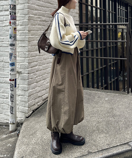 w closet（ダブルクローゼット）の「ラインWジップニット（ニット/セーター・レディース・ネイビー/ピンク/アイボリー・FREE）」の11枚目の写真