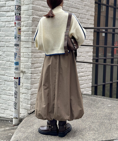 w closet（ダブルクローゼット）の「ラインWジップニット（ニット/セーター・レディース・ネイビー/ピンク/アイボリー・FREE）」の12枚目の写真