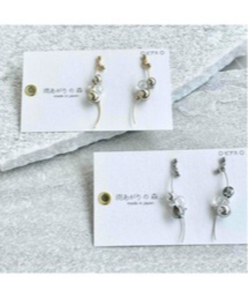 VIBGYOR（ヴィブジョー）の「【雨あがりの森】バブルウェーブ・ピアス(MA)（ピアス（両耳用）・レディース・ゴールド/シルバー・FREE）」の2枚目の写真