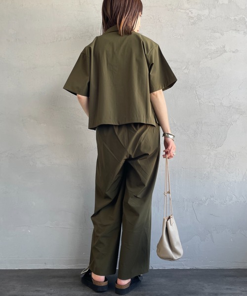 THOUSAND MILE（サウザンドマイル）の「[THOUSAND MILE/サウザンド マイル] 別注 サマーバケーション ワイドパンツセットアップ（セットアップ・レディース・ネイビー/オリーブ/チャコールグレー/ブラック・F）」の13枚目の写真