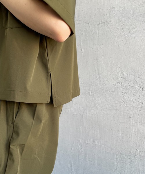 THOUSAND MILE（サウザンドマイル）の「[THOUSAND MILE/サウザンド マイル] 別注 サマーバケーション ワイドパンツセットアップ（セットアップ・レディース・ネイビー/オリーブ/チャコールグレー/ブラック・F）」の15枚目の写真