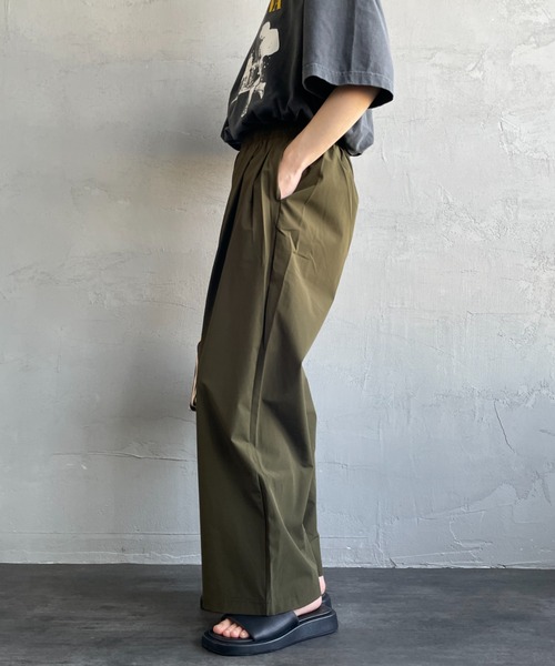 THOUSAND MILE（サウザンドマイル）の「[THOUSAND MILE/サウザンド マイル] 別注 サマーバケーション ワイドパンツセットアップ（セットアップ・レディース・ネイビー/オリーブ/チャコールグレー/ブラック・F）」の18枚目の写真