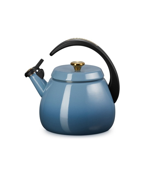 Le Creuset(ルクルーゼ)の「クロシェ・ケトル(キッチンツール・レディース・クリーム/グレー系その他/ブルー系その他/チェリーレッド・ONE SIZE)」の4枚目の写真