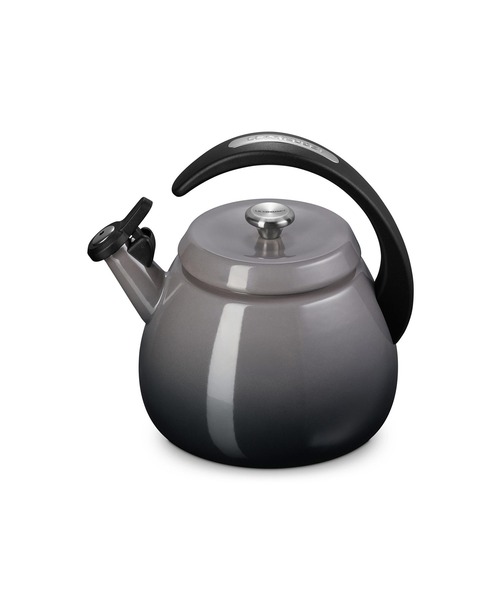 Le Creuset(ルクルーゼ)の「クロシェ・ケトル(キッチンツール・レディース・クリーム/グレー系その他/ブルー系その他/チェリーレッド・ONE SIZE)」の13枚目の写真