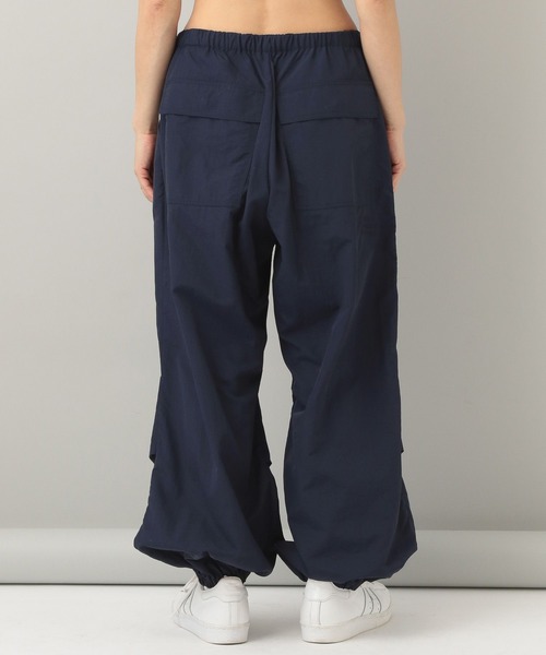 e/rm（イーアールエム）の「【e/rm・コラボ】AOR＊e/rm ナイロンパンツ（その他パンツ・レディース・ライトベージュ/ネイビー・FREE）」の20枚目の写真