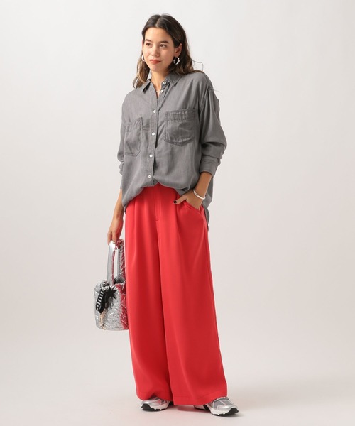 BAYFLOW（ベイフロー）の「[簡単ブラウジング仕様]2WAYデニムシャツ（シャツ/ブラウス・レディース・グレー/ライトブルー・FREE）」の3枚目の写真