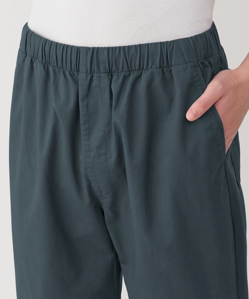 無印良品（ムジルシリョウヒン）の「紳士　洗いざらしコットンイージーパンツ（その他パンツ・メンズ・ブラック/ベージュ/グリーン系/チャコールグレー/ブルー系/カーキ系・XL/L/M/S）」の18枚目の写真