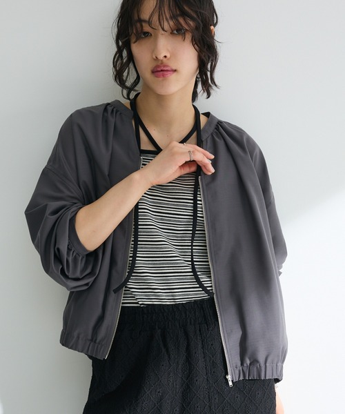 Green　Parks（グリーンパークス）の「イージーケア　シャツブルゾン（ブルゾン・レディース・チャコールグレー/ホワイト系その他2/カーキ・FREE）」の2枚目の写真