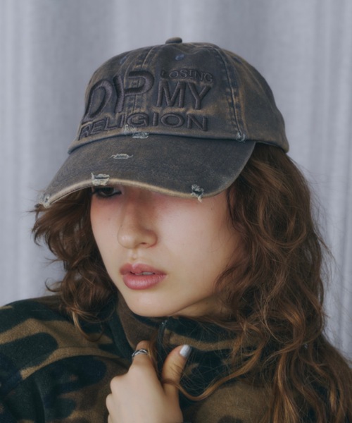 DTYYPE(ドタイプ)の「刺繍ダメージ入りMYキャップ(キャップ・レディース・チャコールグレー/ネイビー/レッド・FREE)」の16枚目の写真