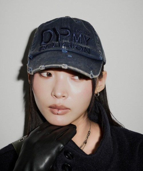 DTYYPE(ドタイプ)の「刺繍ダメージ入りMYキャップ(キャップ・レディース・チャコールグレー/ネイビー/レッド・FREE)」の22枚目の写真