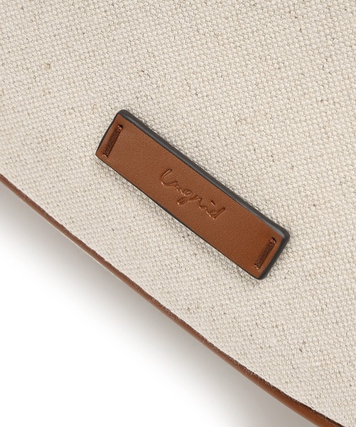 Ungrid(アングリッド)の「【Ungrid/アングリッド】リネンキャンバスコンビ カードケース付ショルダーバッグ(ショルダーバッグ・レディース・キャメル/アイボリー/ブラック・FREE)」の22枚目の写真