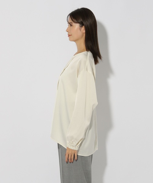 Elura（エルーラ）の「シルクライクブラウス/320164（シャツ/ブラウス・レディース・ネイビー/ホワイト/ブラウン系その他2・MEDIUM/LARGE）」の13枚目の写真