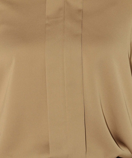 Elura（エルーラ）の「シルクライクブラウス/320164（シャツ/ブラウス・レディース・ネイビー/ホワイト/ブラウン系その他2・MEDIUM/LARGE）」の5枚目の写真