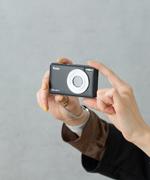 BIRTHDAY BAR（バースデイバー）の「デジタルカメラ KC-AF11（カメラ/カメラグッズ・レディース・ホワイト/ブラック・0）」の3枚目の写真