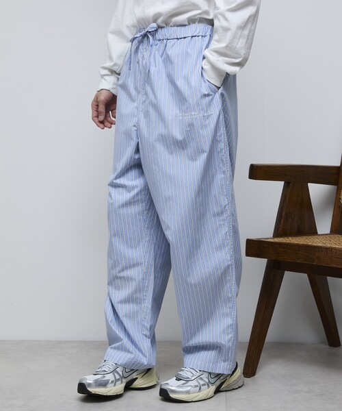 Firsthand（ファーストハンド）の「MA Firsthand/マ ファーストハンド BASICロゴ刺繍ストライプイージーパンツ（その他パンツ・メンズ・サックスブルー/ホワイト・L/M/LARGE/MEDIUM）」の5枚目の写真