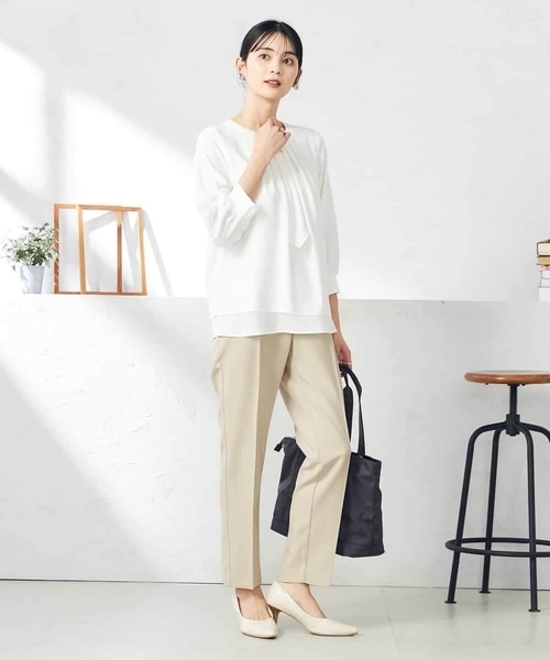 a.v.v（アーヴェヴェ）の「【洗える/ストレッチ/UVカット】麻調ストレッチテーパードパンツ（スーツパンツ・レディース・グレー/ネイビー/ベージュ・38/40/34/36/42）」の21枚目の写真