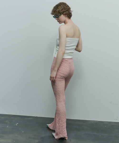 uyu.（ウユ）の「フロントリボンオフショルビスチェ【uyu./ウユ】（チューブトップ・レディース・アイボリー/グレー・FREE）」の14枚目の写真