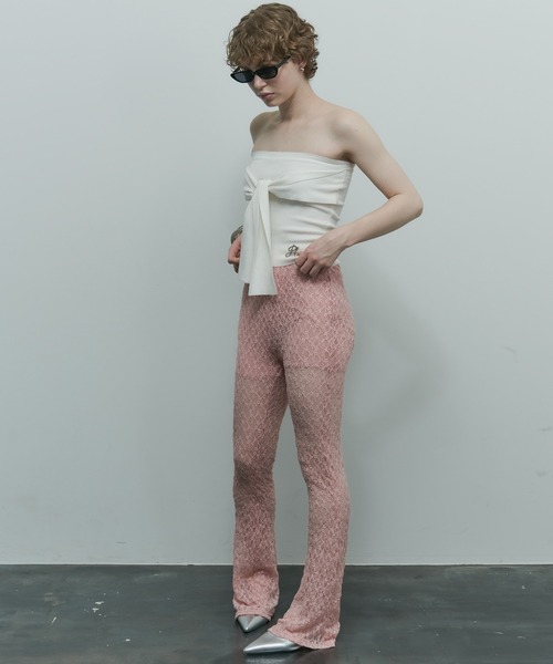 uyu.（ウユ）の「フロントリボンオフショルビスチェ【uyu./ウユ】（チューブトップ・レディース・アイボリー/グレー・FREE）」の7枚目の写真