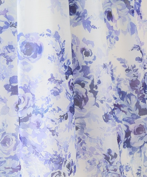 Rose Tiara（ローズティアラ）の「ローズプリントワンピース（ワンピース・レディース・オフホワイト/ブラック・46/42/40/38）」の21枚目の写真