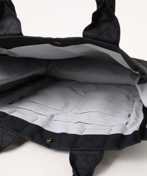 Carhartt(カーハート)の「【CARHARTT】トートバッグ Verical Snap Tote(トートバッグ・メンズ・ブラック/ブラウン・FREE)」の5枚目の写真