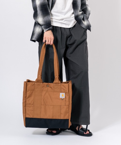 Carhartt(カーハート)の「【CARHARTT】トートバッグ Verical Snap Tote(トートバッグ・メンズ・ブラック/ブラウン・FREE)」の12枚目の写真