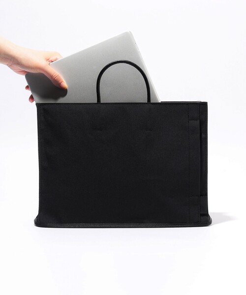 bpr BEAMS(ビーピーアール ビームス )の「ROOTOTE / RO.A4-ワイド.TOFU-3B スクエア トート(トートバッグ・レディース・ホワイト/ブラック・ONE SIZE)」の3枚目の写真