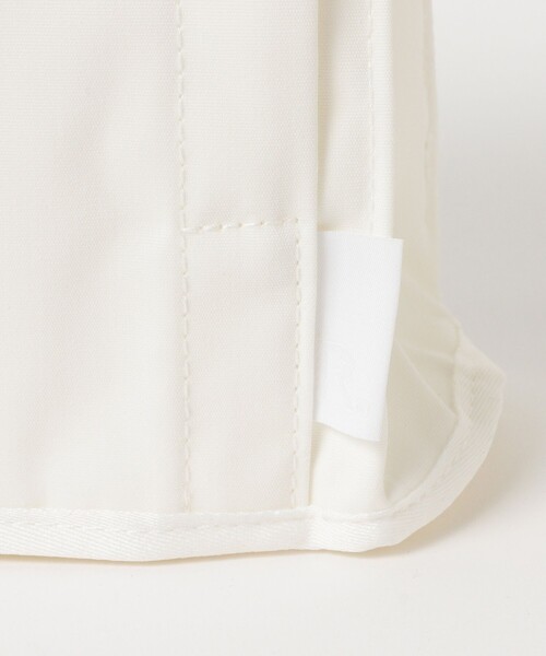 bpr BEAMS(ビーピーアール ビームス )の「ROOTOTE / RO.A4-ワイド.TOFU-3B スクエア トート(トートバッグ・レディース・ホワイト/ブラック・ONE SIZE)」の9枚目の写真