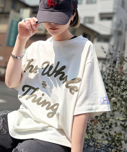 Java(ジャバ)の「《JaVaジャバコラボ》“トレンドを纏う”コード刺繍ロゴ半袖Tシャツ(オーバーサイズ)(Tシャツ/カットソー・レディース・ブラック/ホワイト/オートミール・LARGE/MEDIUM/SMALL/X-LARGE)」の4枚目の写真