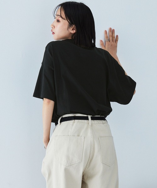 MONO-MART(モノマート)の「ヴィンテージ加工カレッジロゴプリントオーバーサイズ半袖Tシャツ(Tシャツ/カットソー・レディース・オフホワイト/杢グレー/ホワイト系/ブラック/スミクロ/ネイビー/ブラック系/ピンク・FREE)」の9枚目の写真