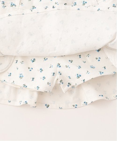 by LOVEiT（バイラビット）の「【ニコ☆プチ掲載】ポケットリボンスカート（スカート・キッズ・ブラック/オフホワイト/ブルー・150cm/160cm/130cm/140cm/120cm）」の4枚目の写真