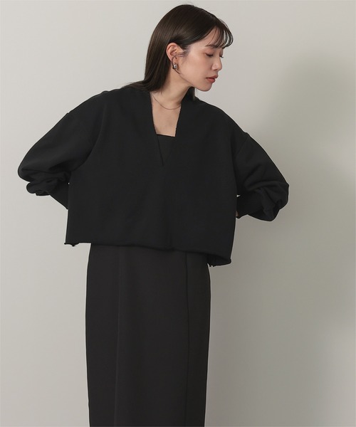 UR'S(ユアーズ)の「深Vネックスウェットプルオーバー(Tシャツ/カットソー・レディース・チャコール/オートミール/ブラック・L/M)」の2枚目の写真